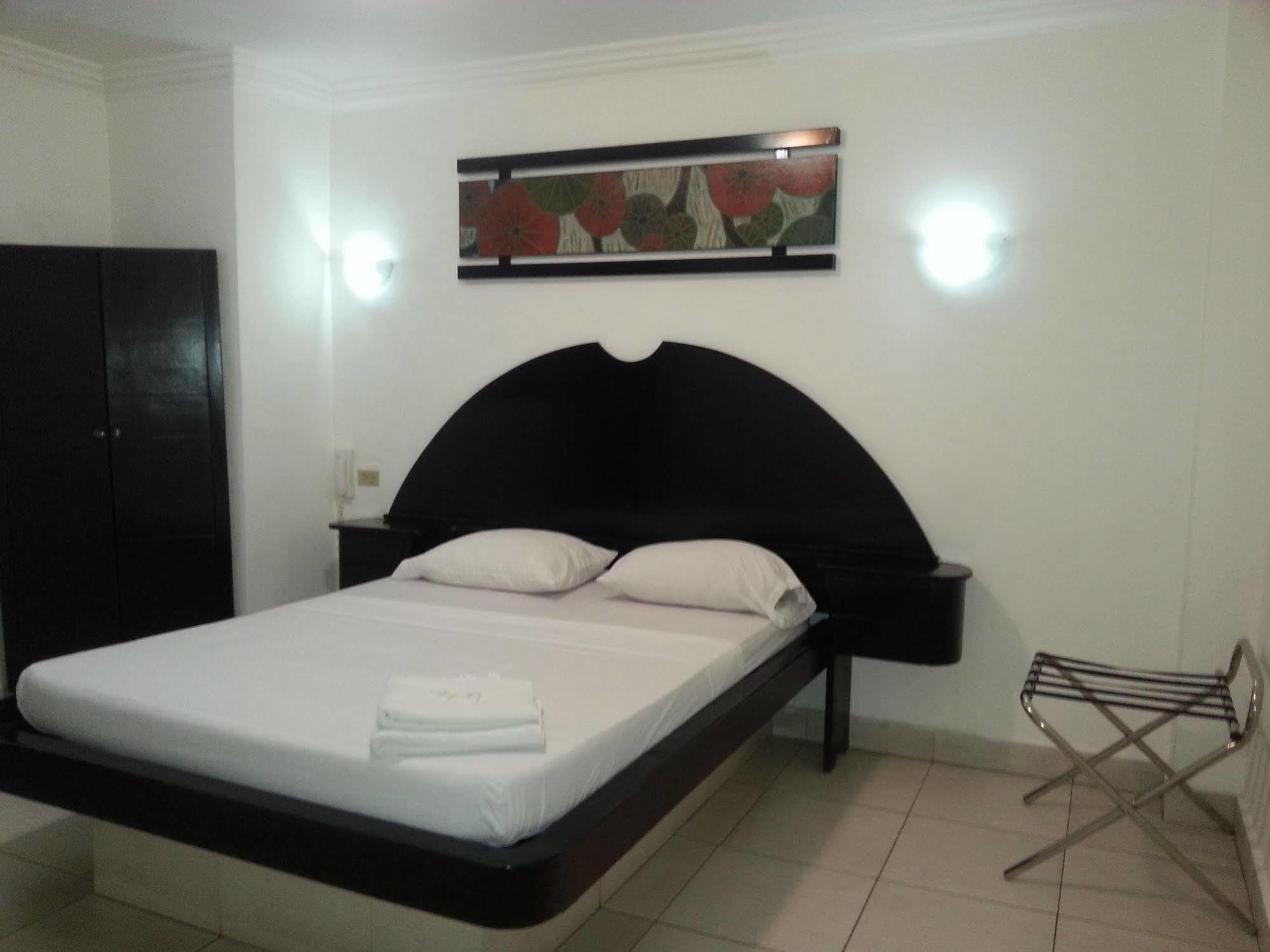 Hotel Pension Corona Panama City Luaran gambar